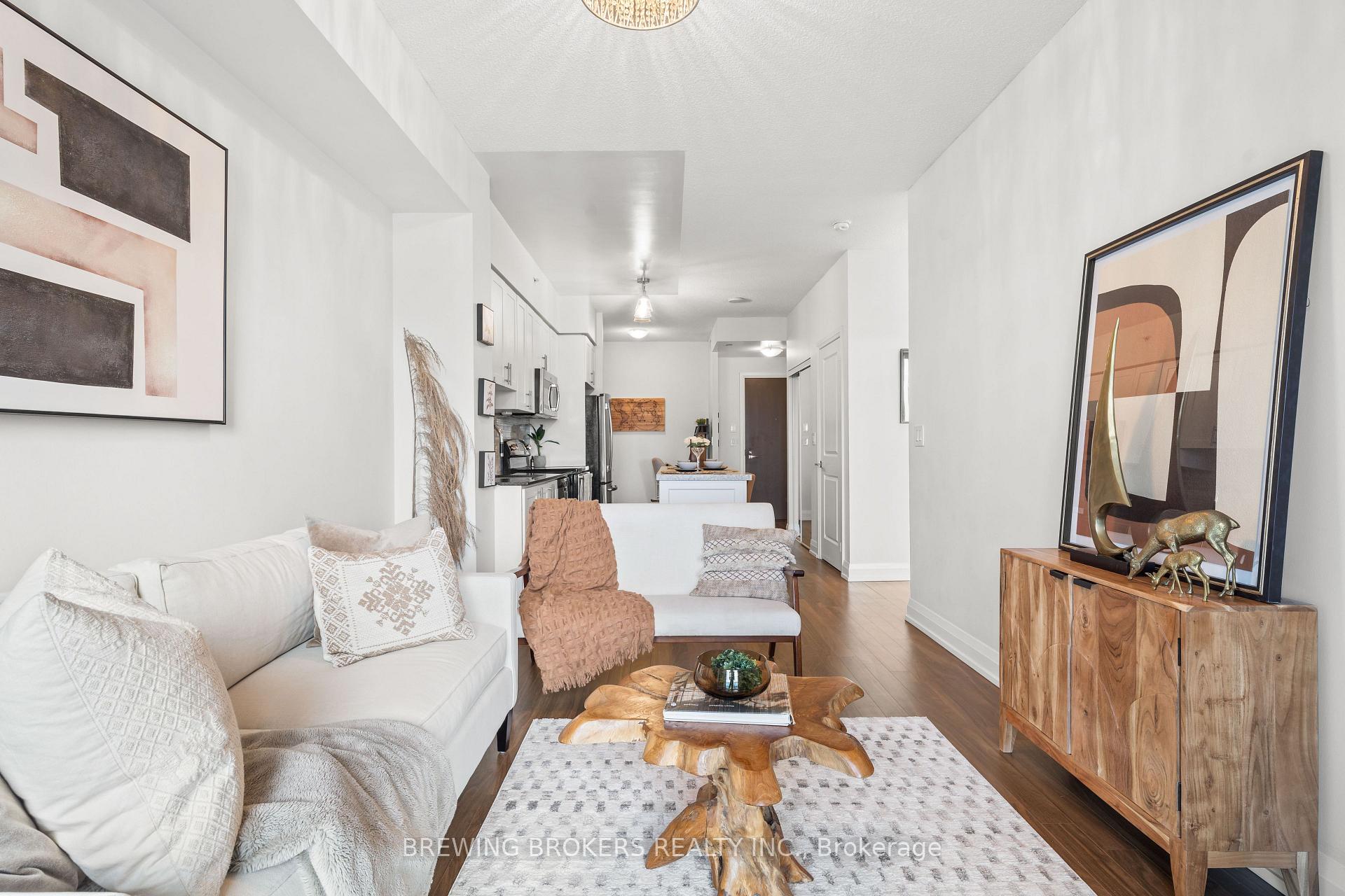 Photo 9 of Unit 1812, 7171 Yonge Street, Markham, Thornhill — HOMEH