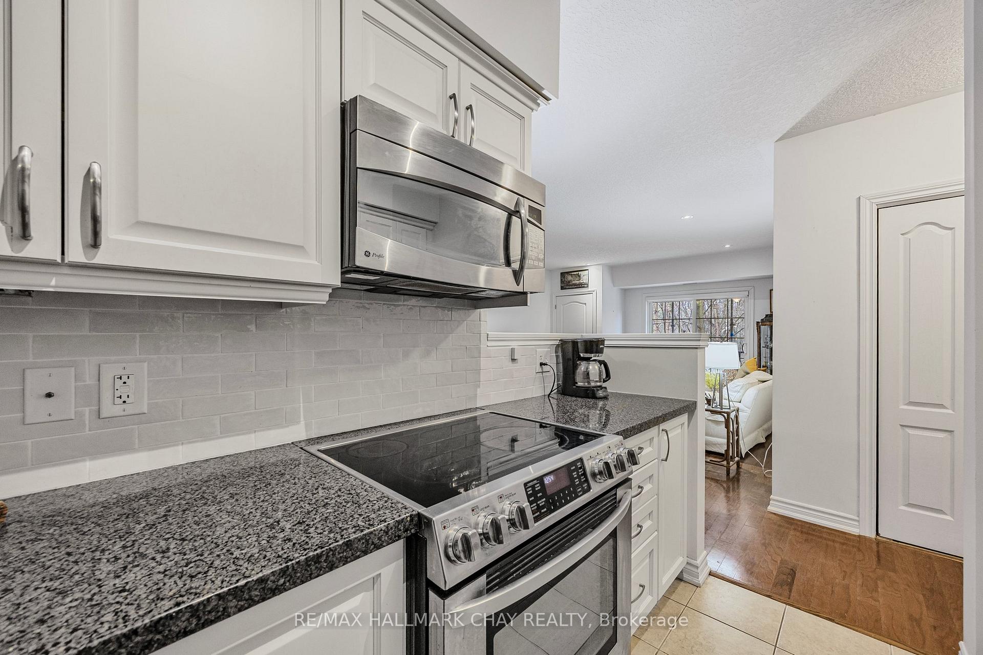 Photo 37 of Unit 204, 41 Ferndale Drive S, Barrie, Ardagh — HOMEH