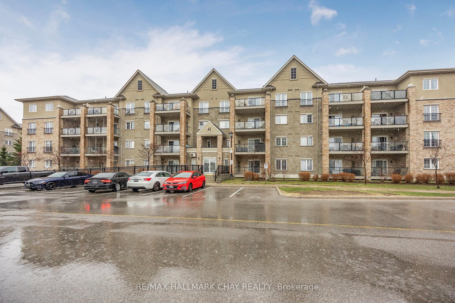 Photo 1 of Unit 204, 41 Ferndale Drive S, Barrie, Ardagh — HOMEH