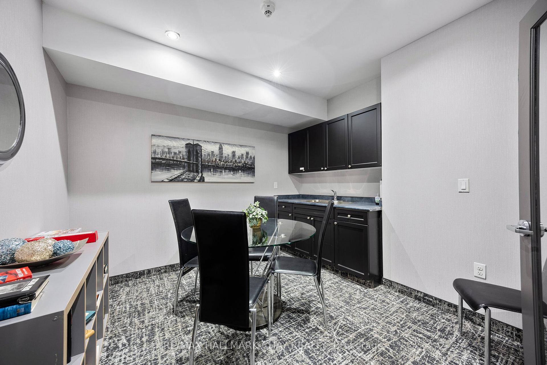 Photo 4 of Unit 204, 41 Ferndale Drive S, Barrie, Ardagh — HOMEH