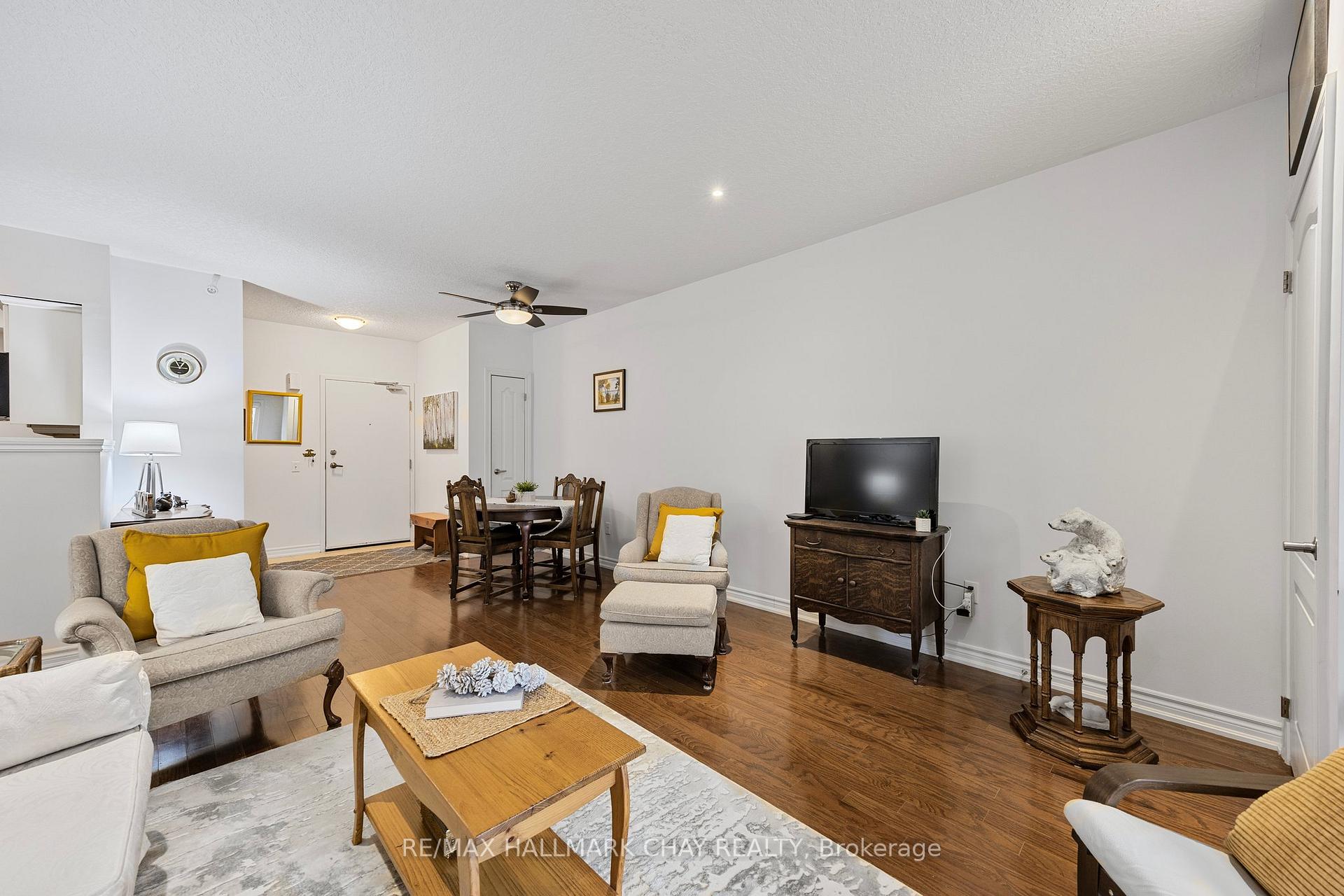 Photo 13 of Unit 204, 41 Ferndale Drive S, Barrie, Ardagh — HOMEH
