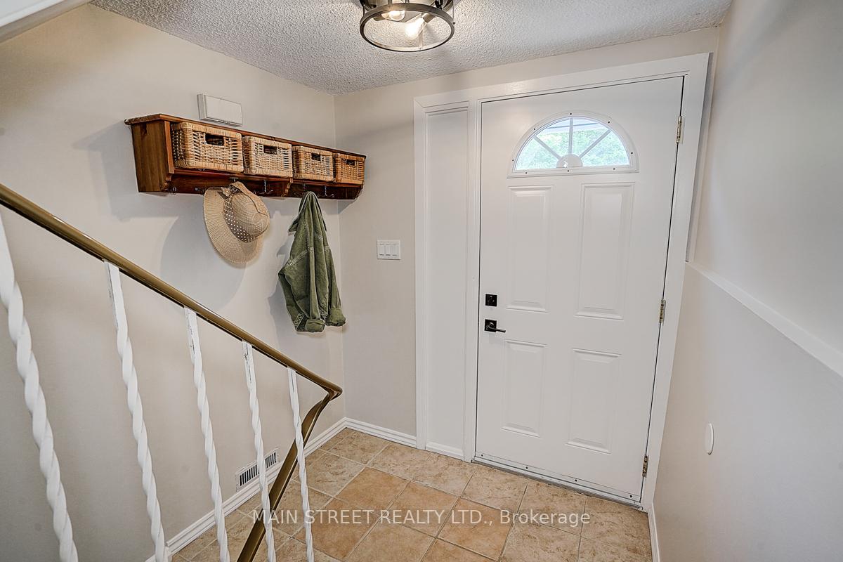 Photo 6 of Unit 3, 222 Pearson Street, Oshawa, O'Neill — HOMEH