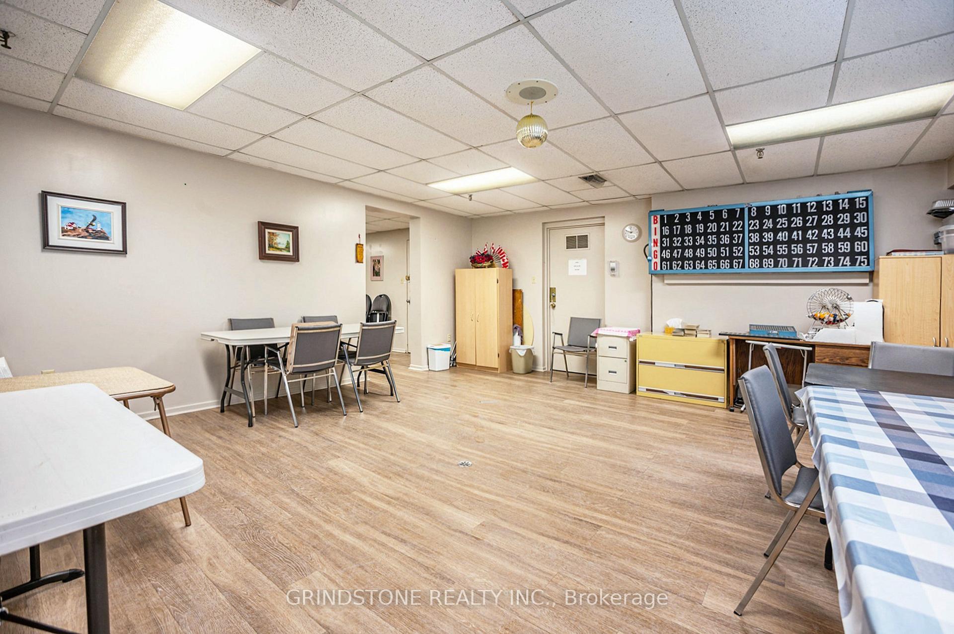 Photo 23 of Unit 916, 915 Elmsmere Road, Ottawa, Beacon Hill South — HOMEH