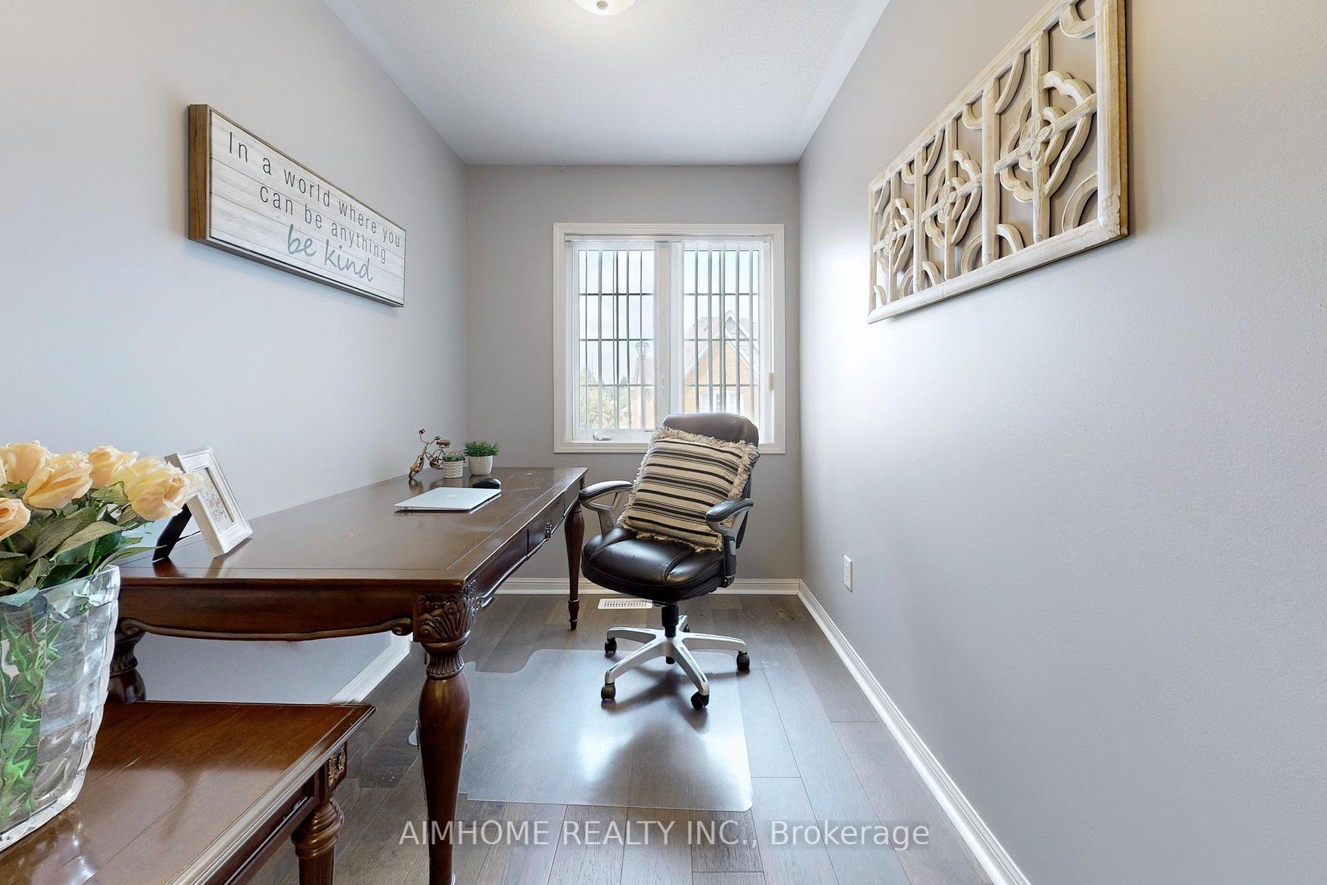 Photo 27 of 35 Edwin Pearson Street, Aurora, Bayview Northeast — HOMEH