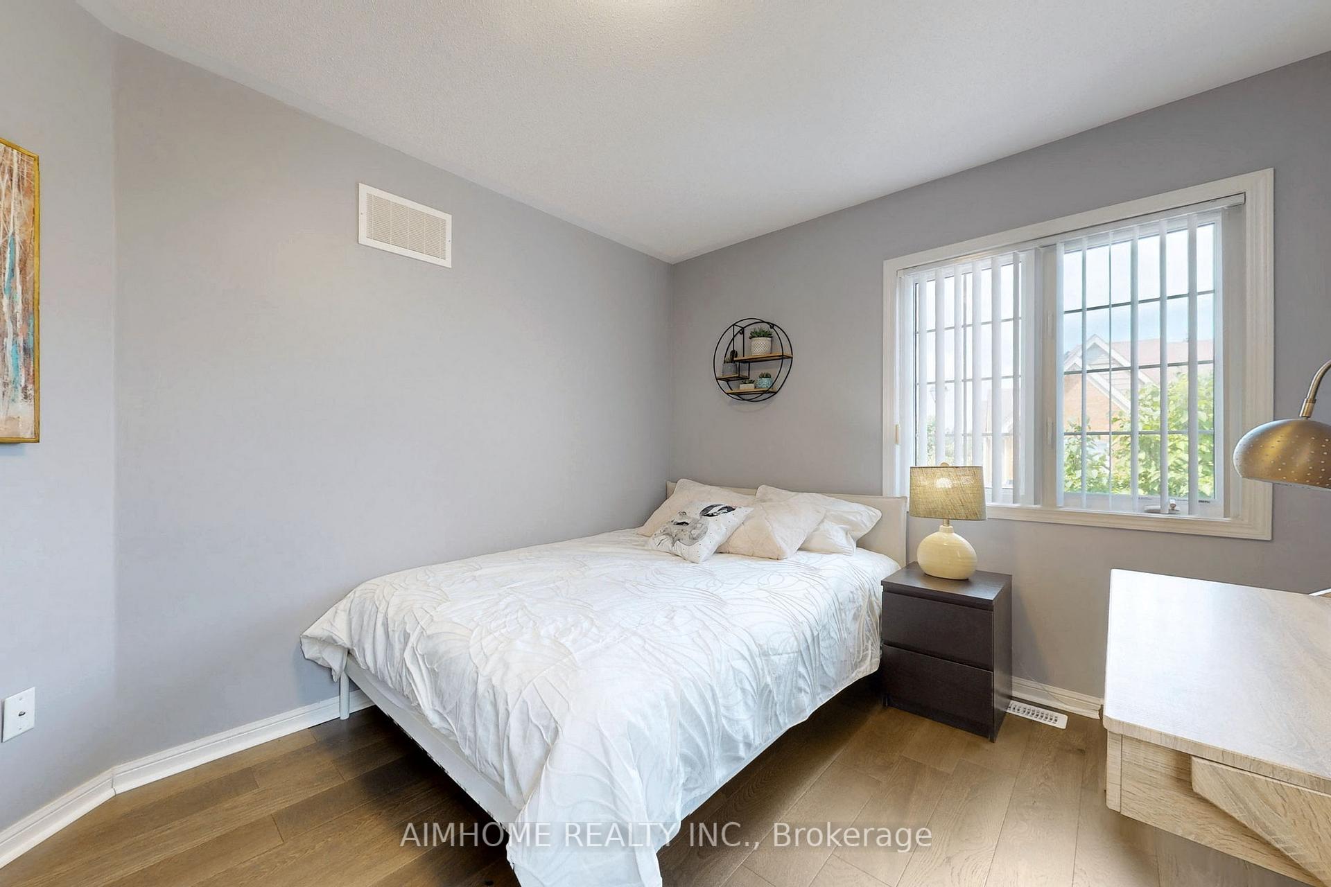 Photo 28 of 35 Edwin Pearson Street, Aurora, Bayview Northeast — HOMEH