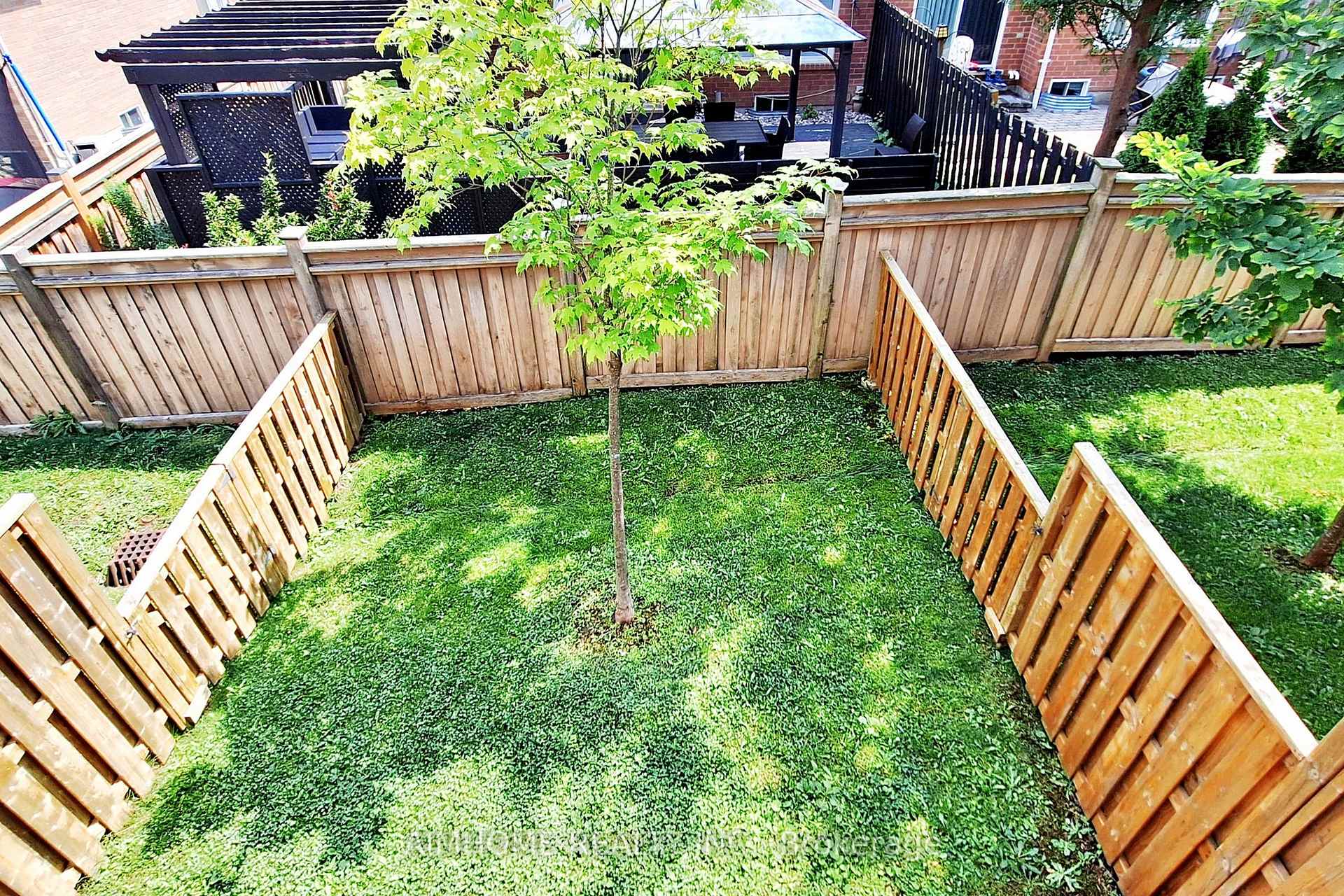 Photo 34 of 35 Edwin Pearson Street, Aurora, Bayview Northeast — HOMEH