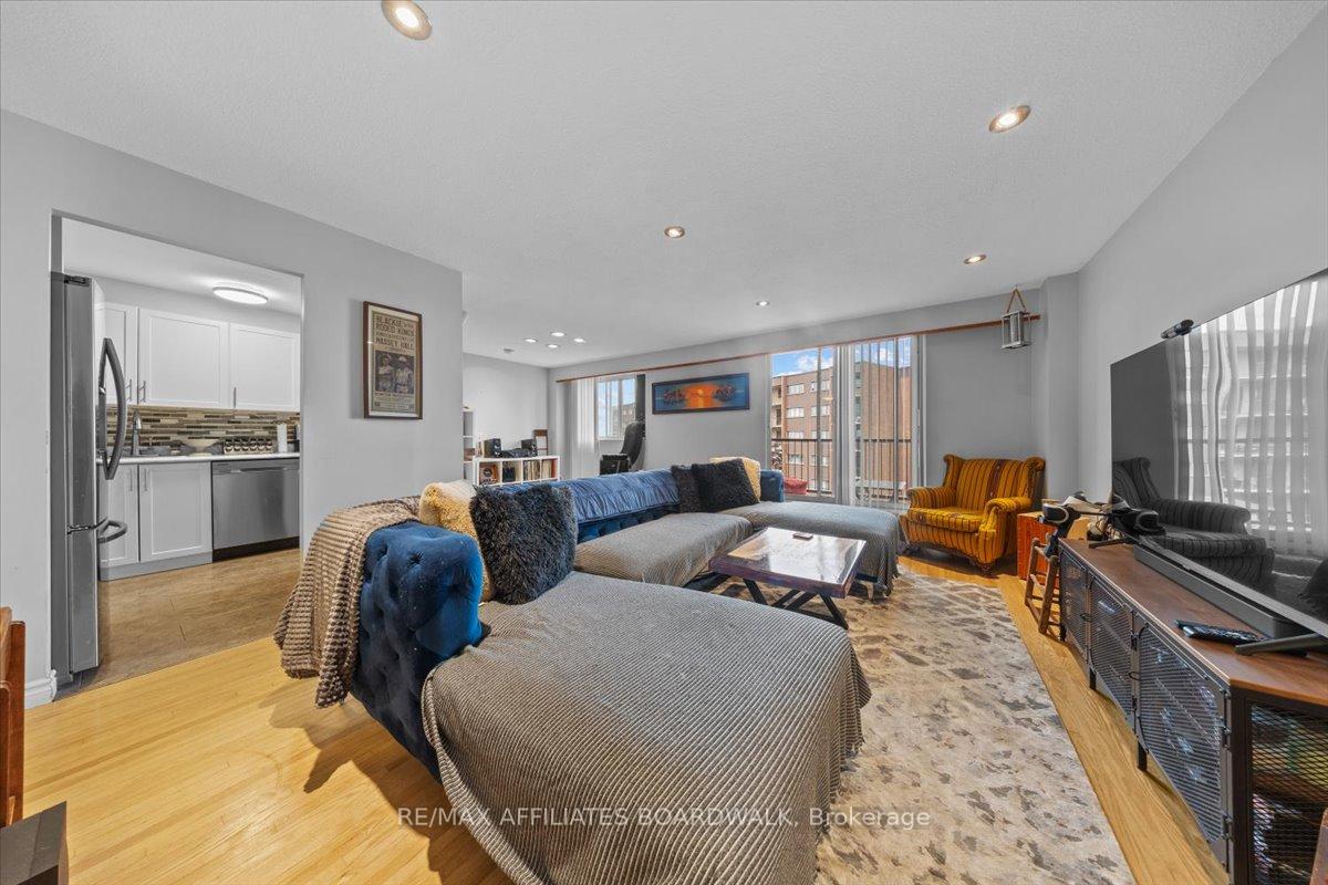 Photo 8 of Unit 410, 2650 Southvale Crescent, Ottawa, Sheffield Glen/Industrial Park — HOMEH