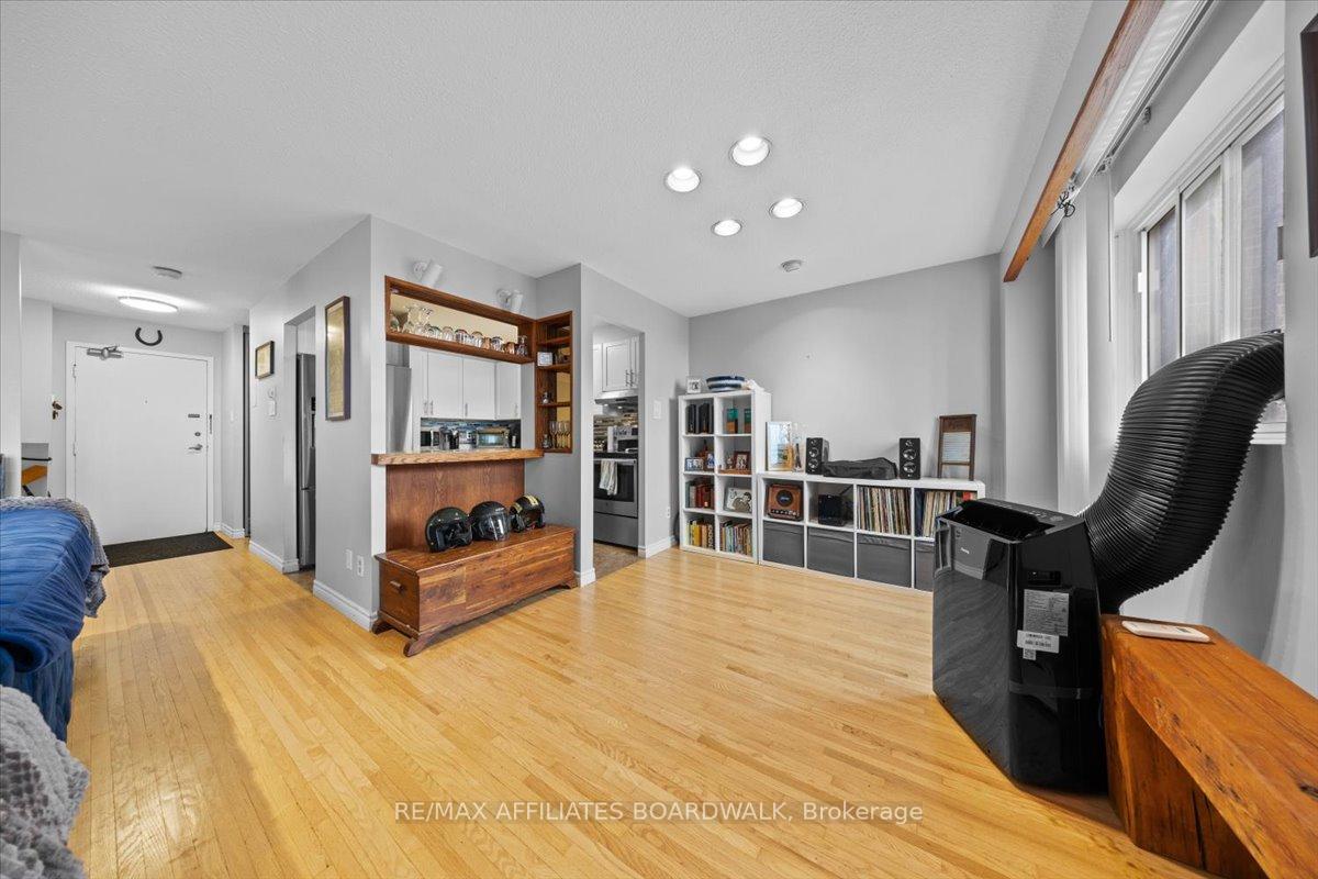 Photo 10 of Unit 410, 2650 Southvale Crescent, Ottawa, Sheffield Glen/Industrial Park — HOMEH