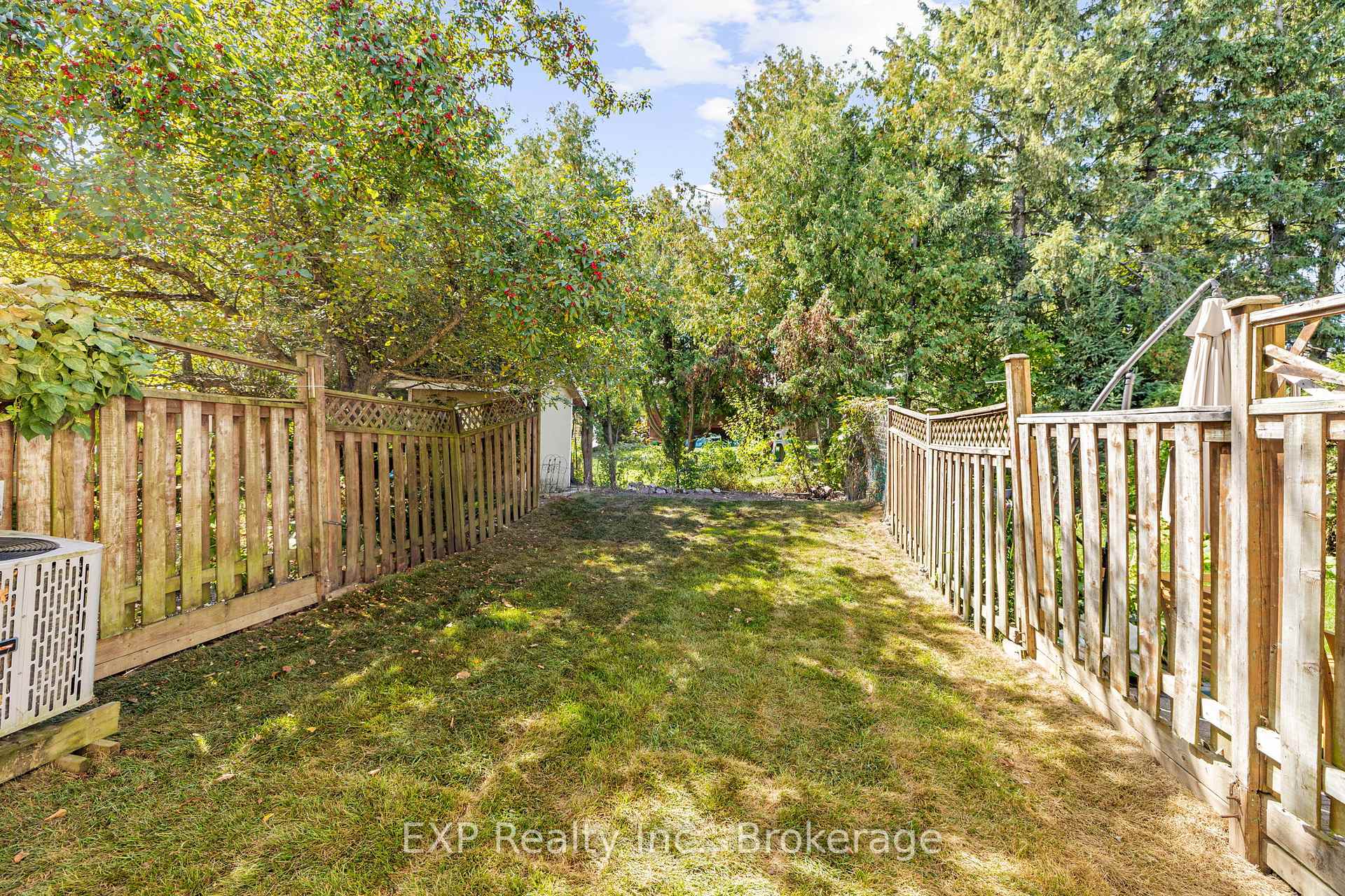 Photo 33 of 21 Durbin Court, Ottawa, Kanata - Katimavik — HOMEH