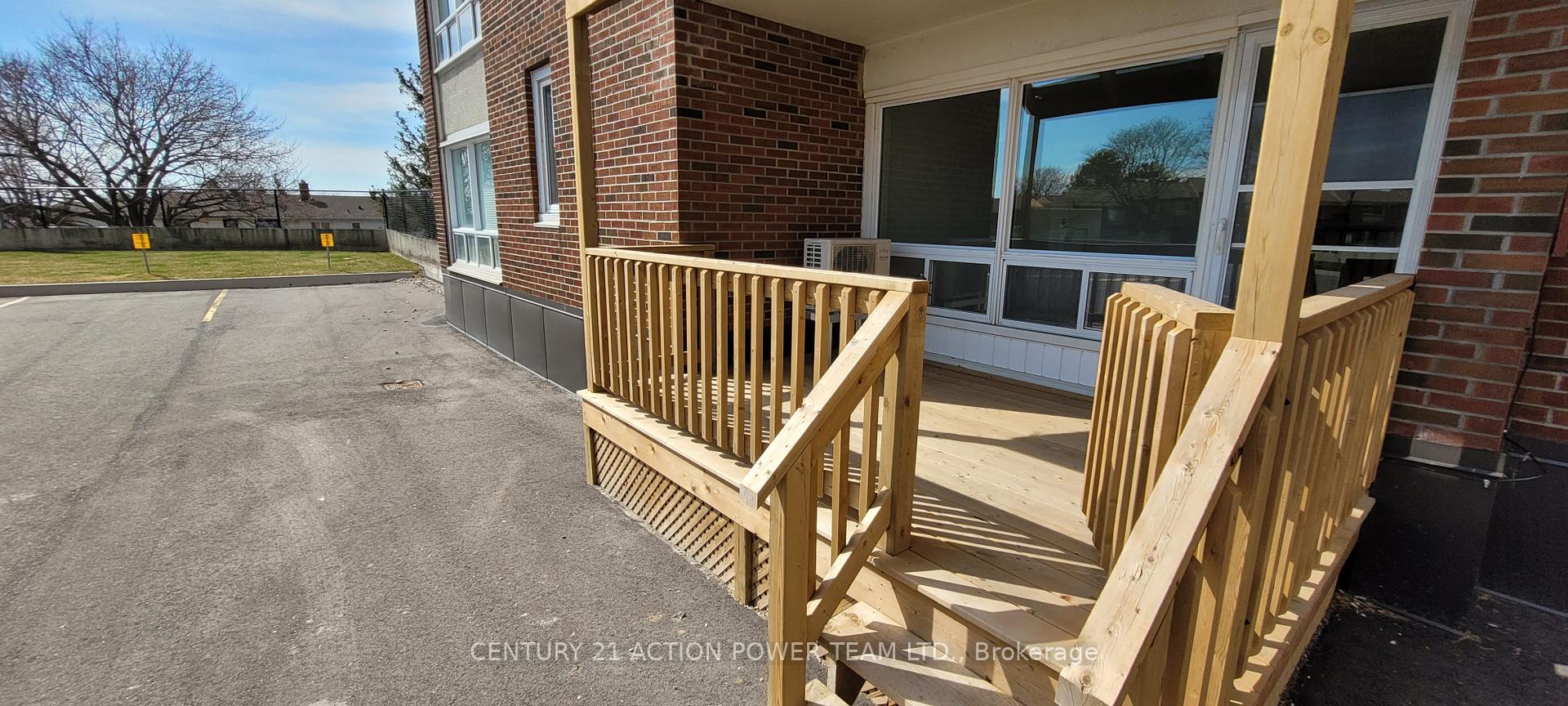 Photo 4 of Unit 114, 915 Elmsmere Road, Ottawa, Beacon Hill South — HOMEH