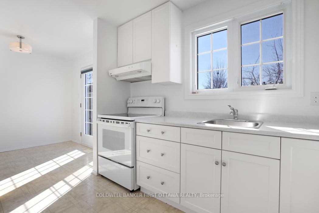 Photo 14 of 446 Kintyre Private, Ottawa, Carleton Square — HOMEH