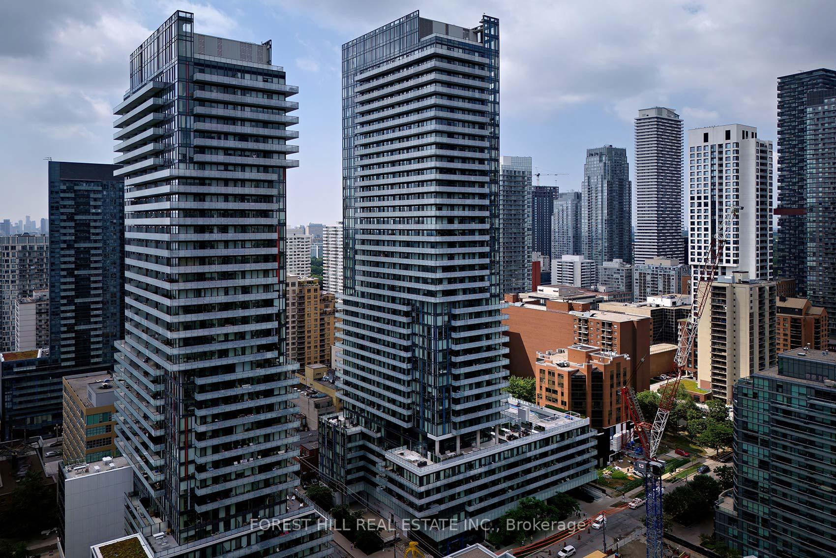 Photo 1 of Unit 711, 161 Roehampton Avenue, Toronto, Mount Pleasant West — HOMEH