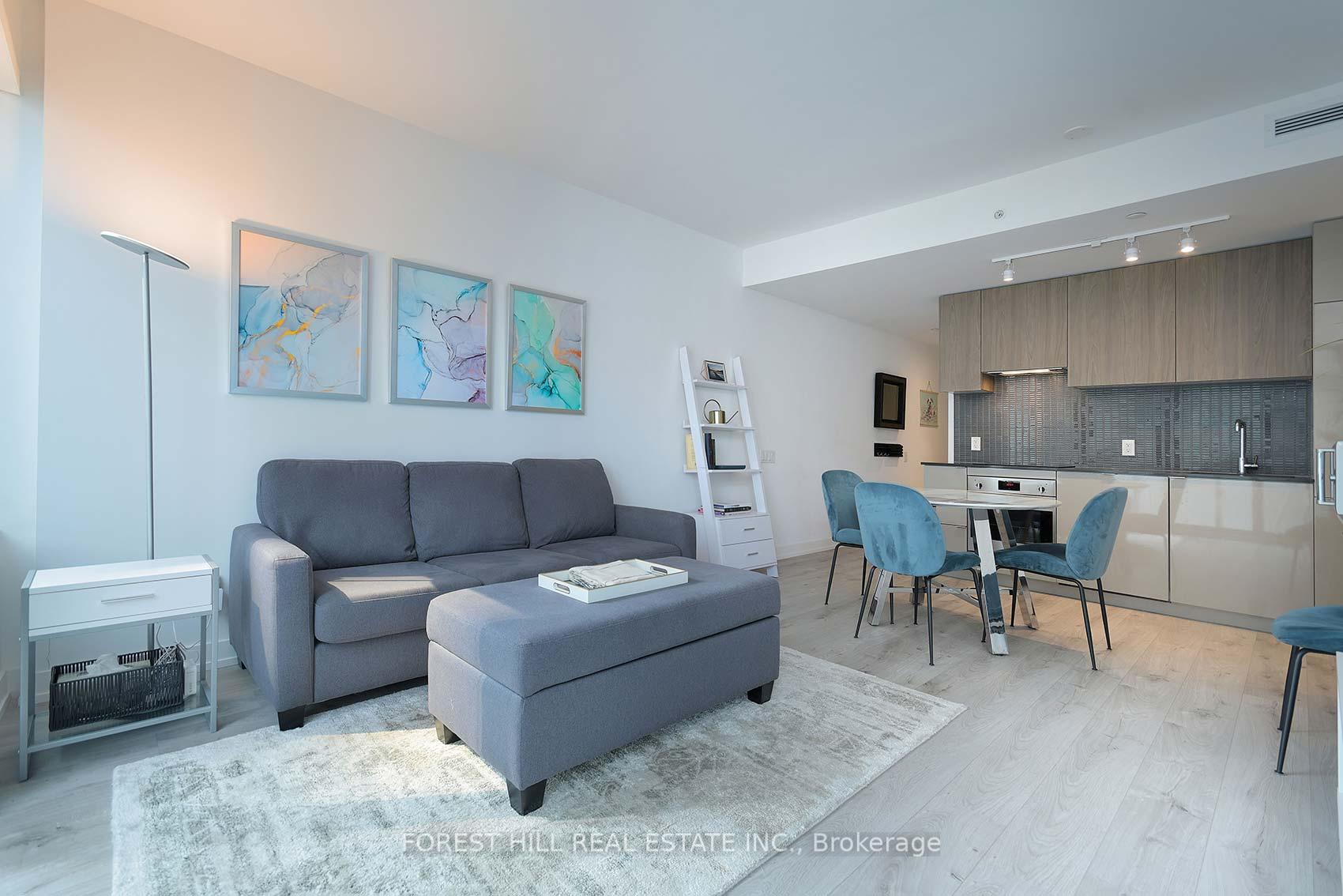 Photo 8 of Unit 711, 161 Roehampton Avenue, Toronto, Mount Pleasant West — HOMEH