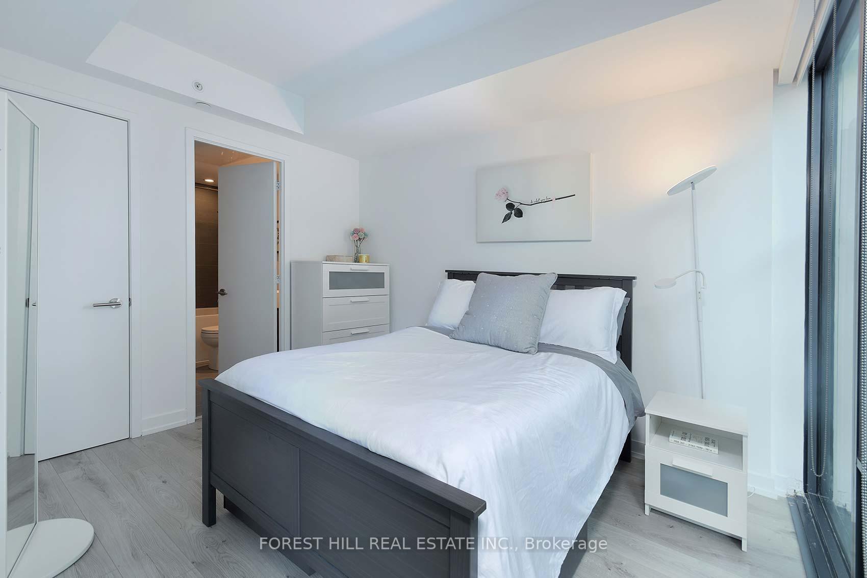 Photo 14 of Unit 711, 161 Roehampton Avenue, Toronto, Mount Pleasant West — HOMEH