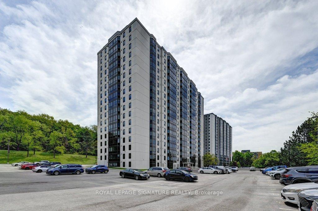 Front of Unit 1214, 35 Green Valley Drive