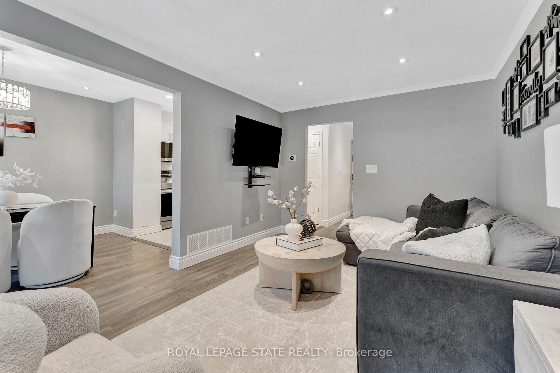 Photo 28 of Unit 7, 860 Rymal Road E, Hamilton, Broughton — HOMEH