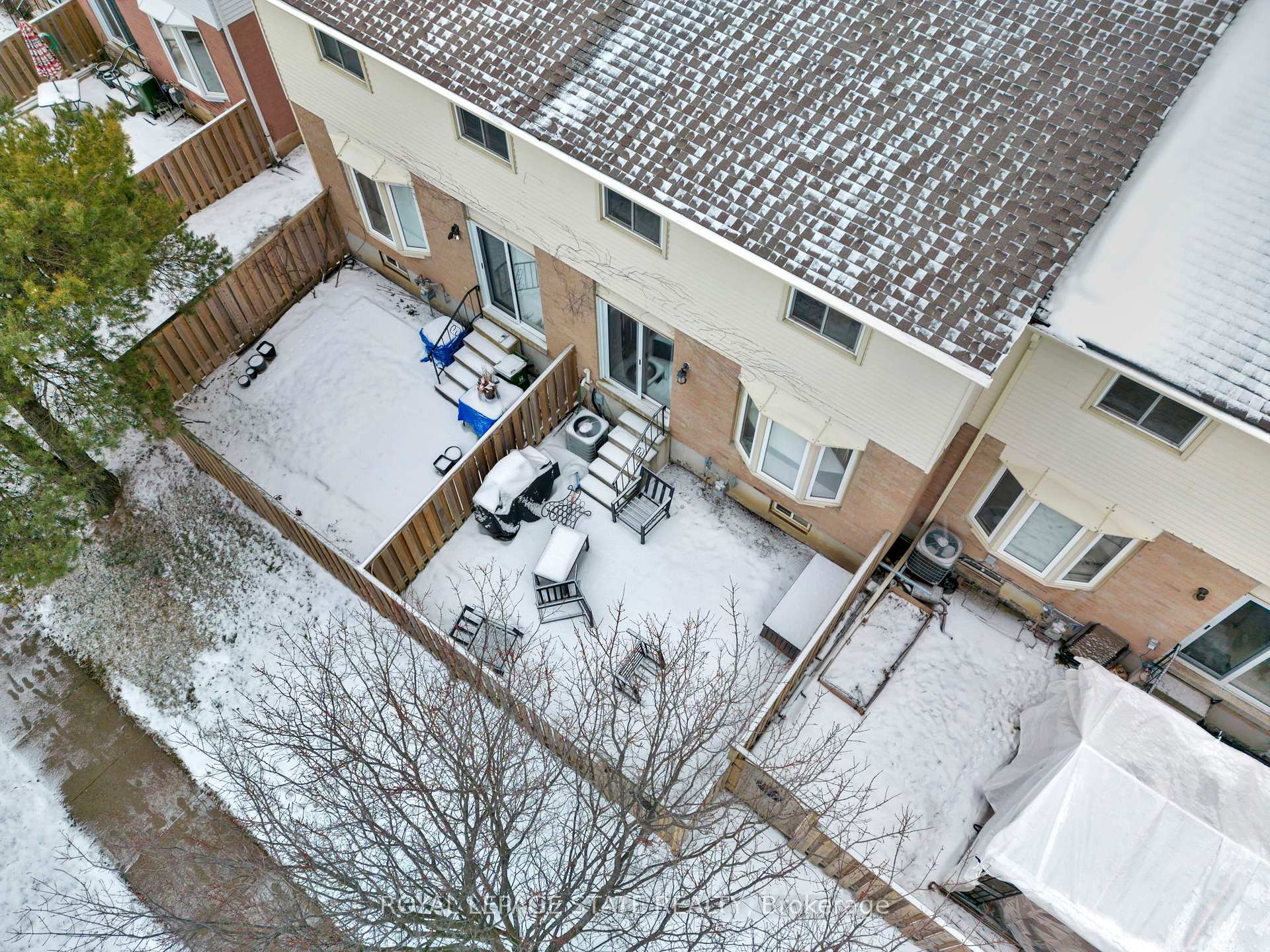 Photo 63 of Unit 7, 860 Rymal Road E, Hamilton, Broughton — HOMEH