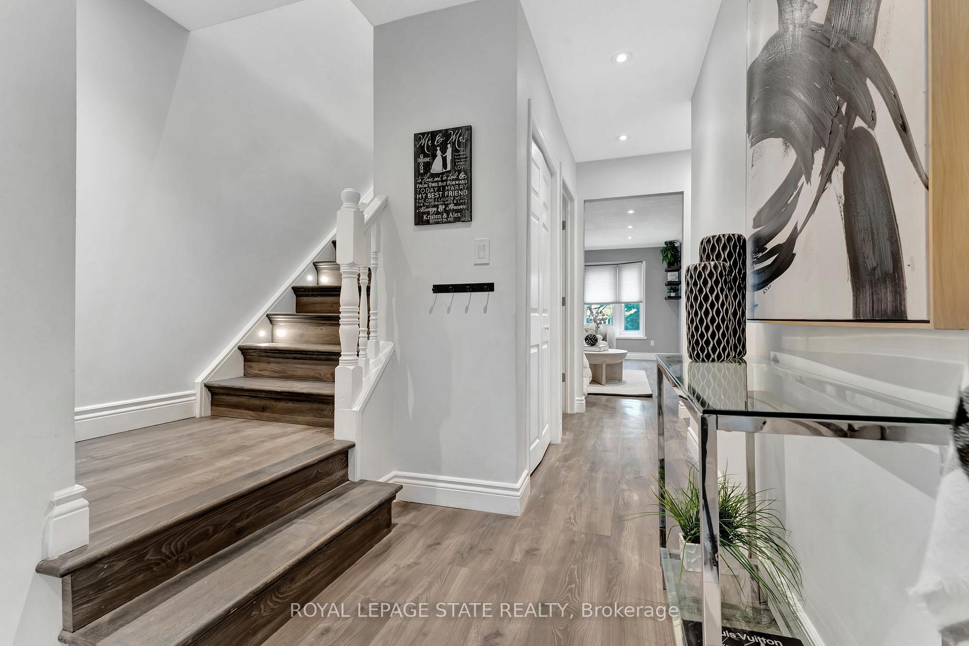 Photo 6 of Unit 7, 860 Rymal Road E, Hamilton, Broughton — HOMEH