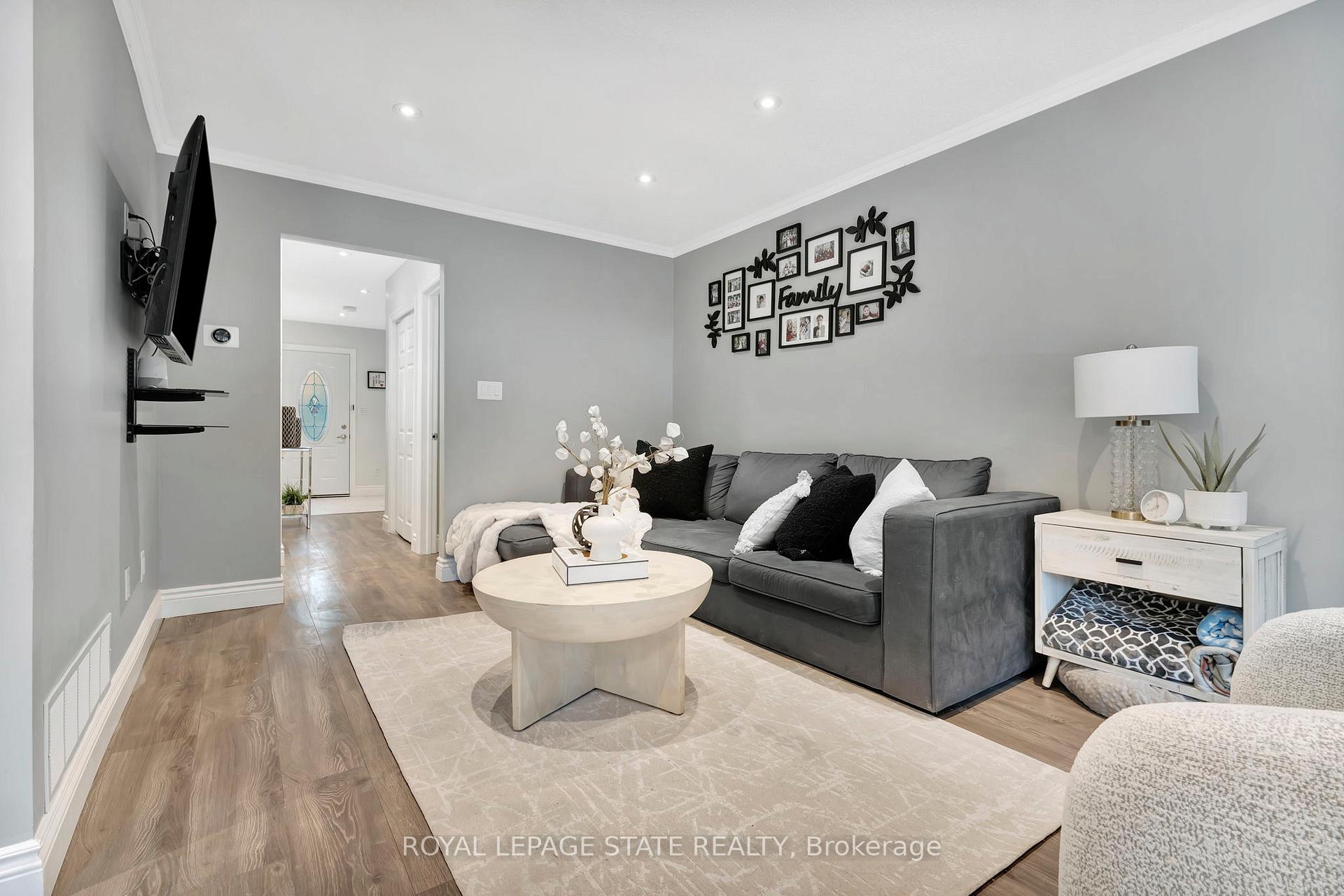 Photo 8 of Unit 7, 860 Rymal Road E, Hamilton, Broughton — HOMEH