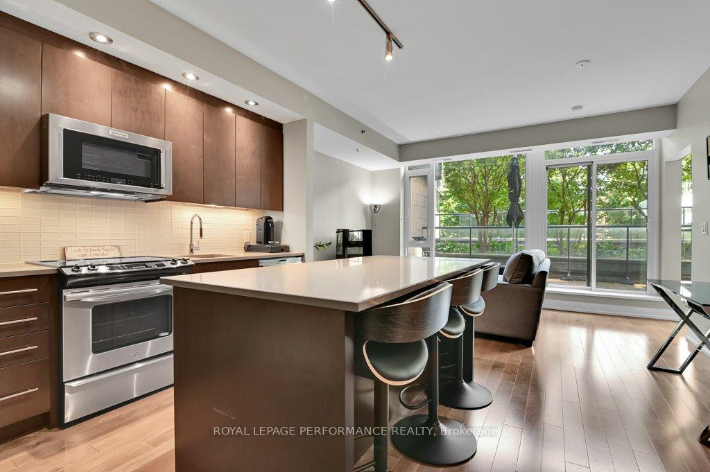 Photo 5 of Unit 213, 360 Patricia Avenue, Ottawa, Westboro South — HOMEH