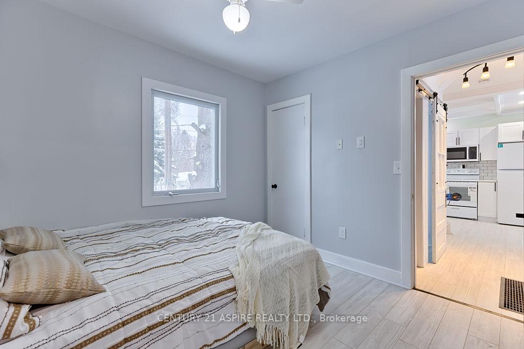 Photo 17 of 43 Glendale Avenue, Deep River — HOMEH