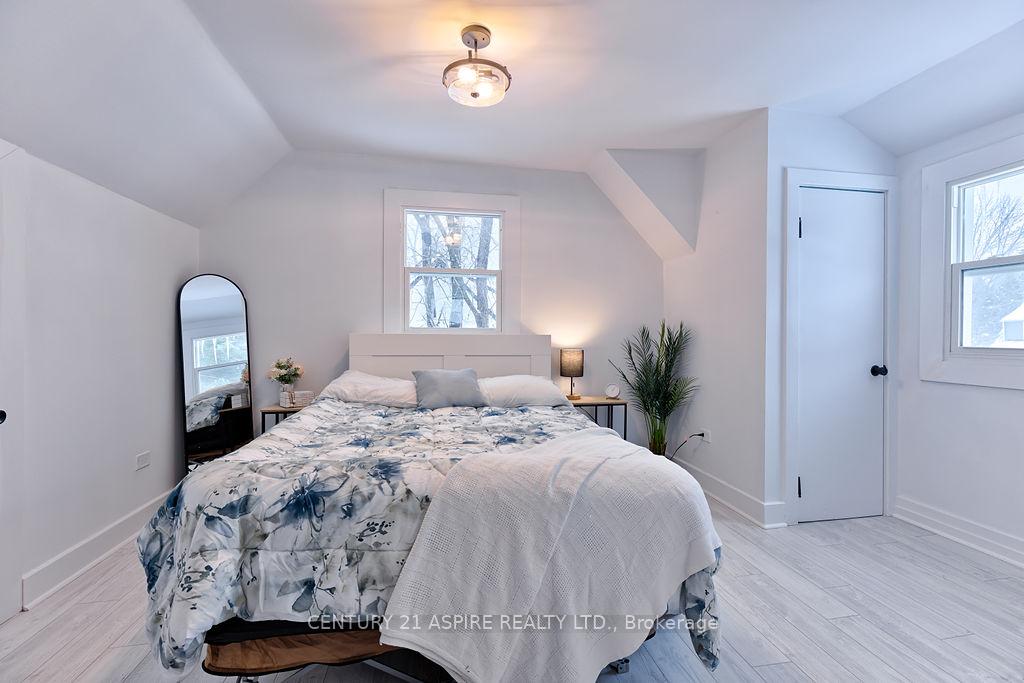 Photo 25 of 43 Glendale Avenue, Deep River — HOMEH