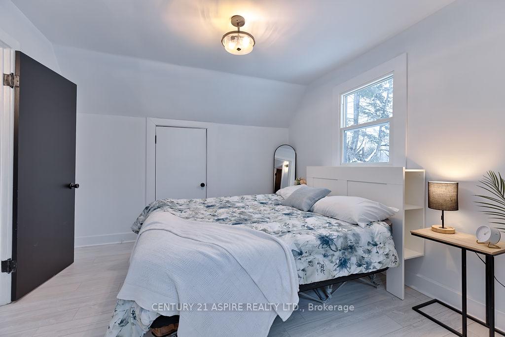 Photo 27 of 43 Glendale Avenue, Deep River — HOMEH