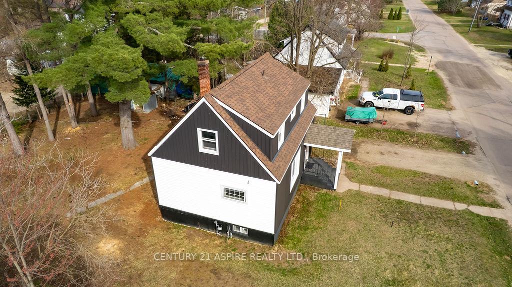 Photo 37 of 43 Glendale Avenue, Deep River — HOMEH
