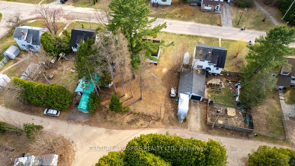 Photo 38 of 43 Glendale Avenue, Deep River — HOMEH