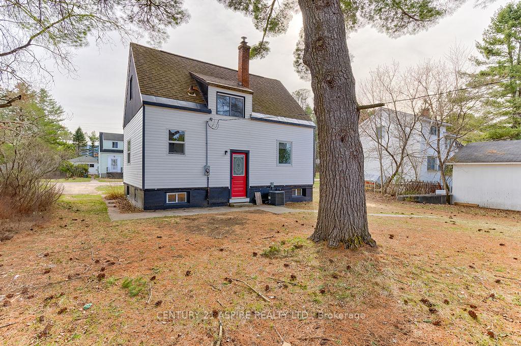 Photo 39 of 43 Glendale Avenue, Deep River — HOMEH
