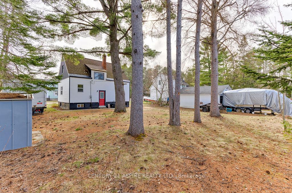 Photo 40 of 43 Glendale Avenue, Deep River — HOMEH