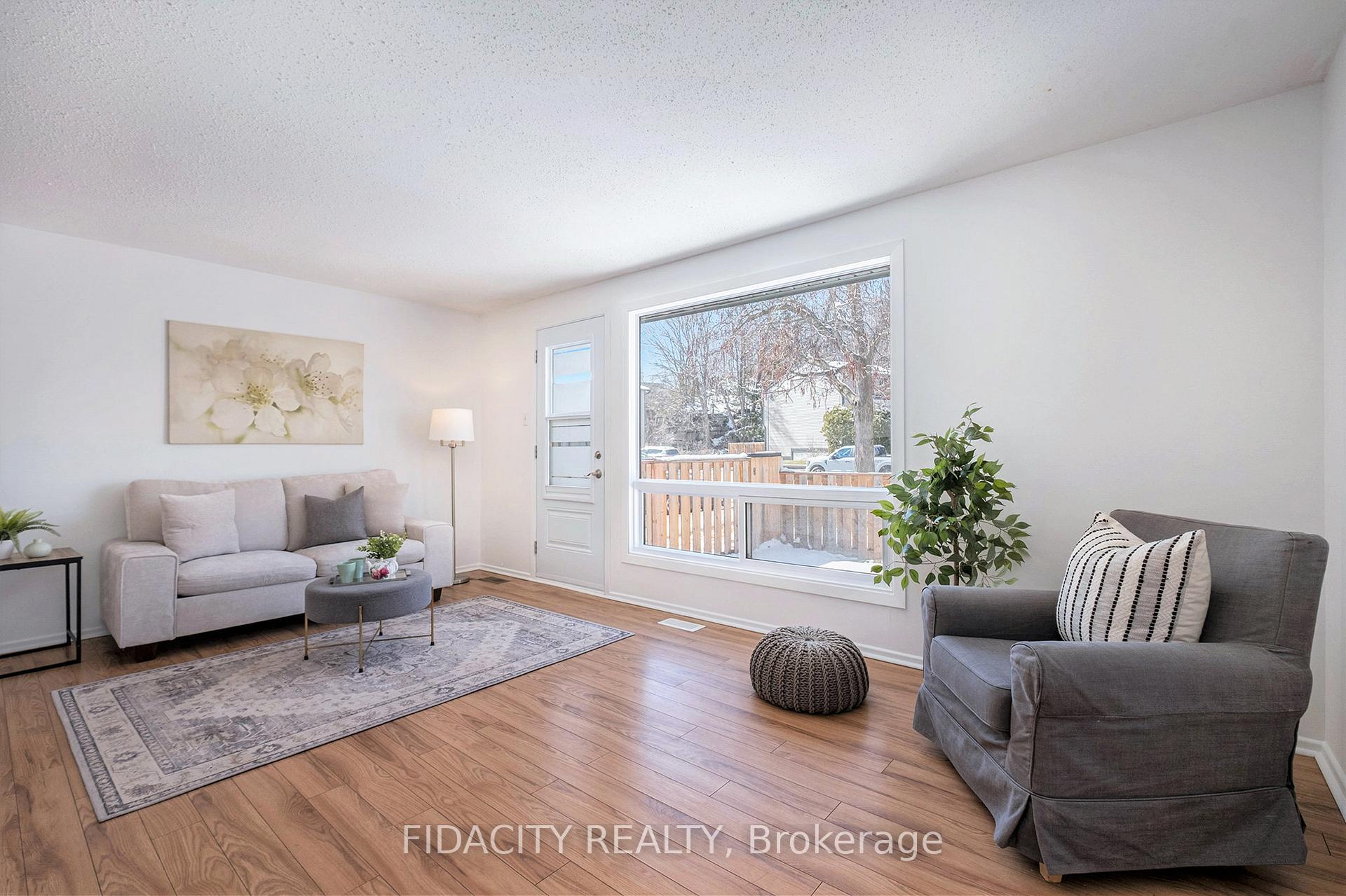 Photo 24 of 6851 Bilberry Drive, Ottawa, Convent Glen North — HOMEH