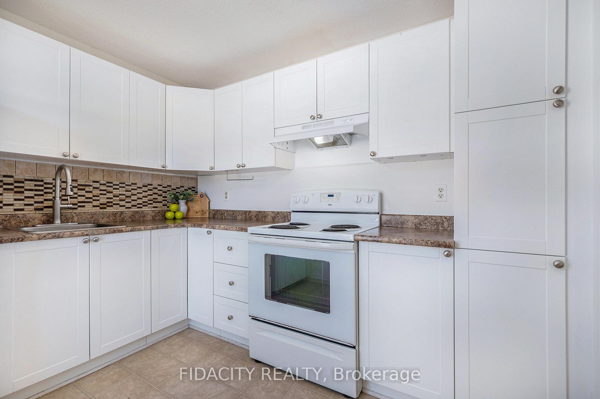 Photo 27 of 6851 Bilberry Drive, Ottawa, Convent Glen North — HOMEH