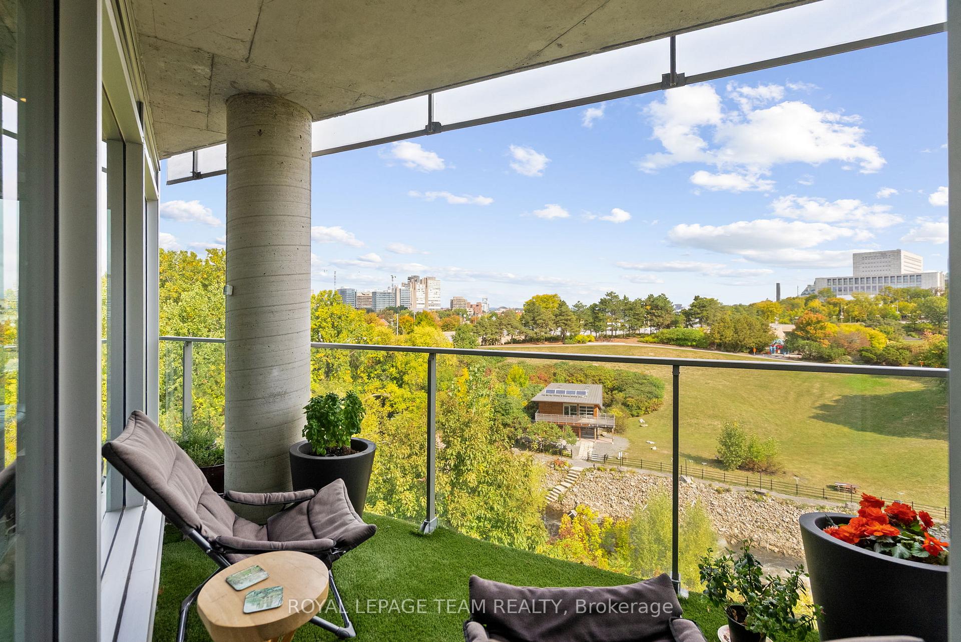 Photo 25 of Unit 406, 200 Lett Street, Ottawa, West Centre Town — HOMEH