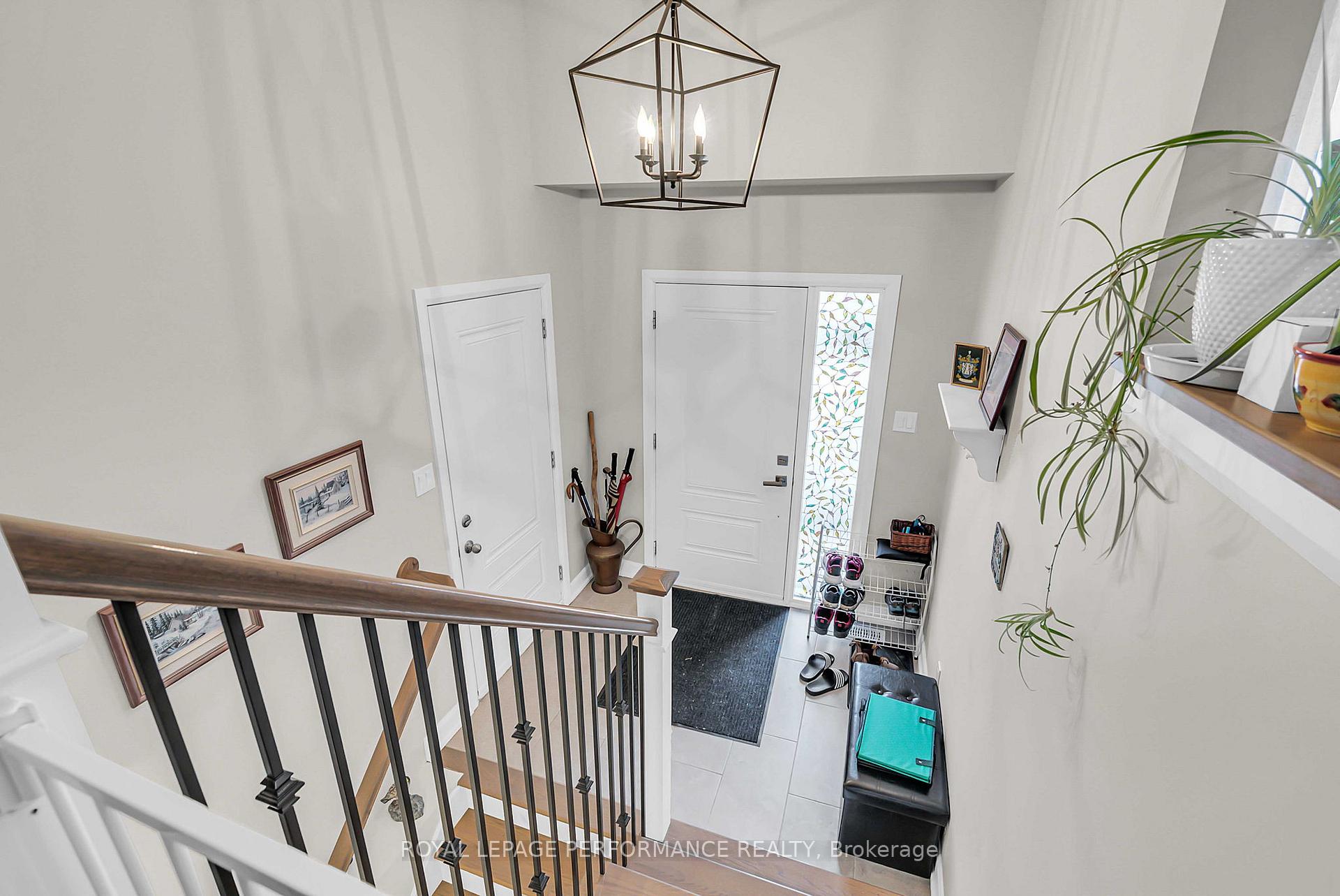 Photo 3 of 2307 Watson Crescent, Cornwall — HOMEH