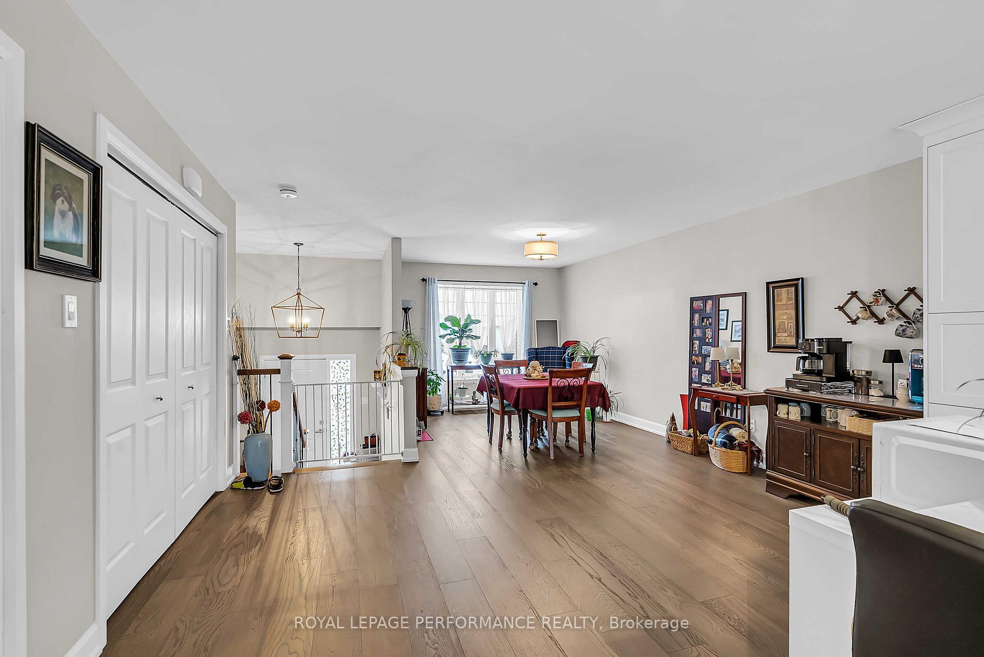 Photo 6 of 2307 Watson Crescent, Cornwall — HOMEH