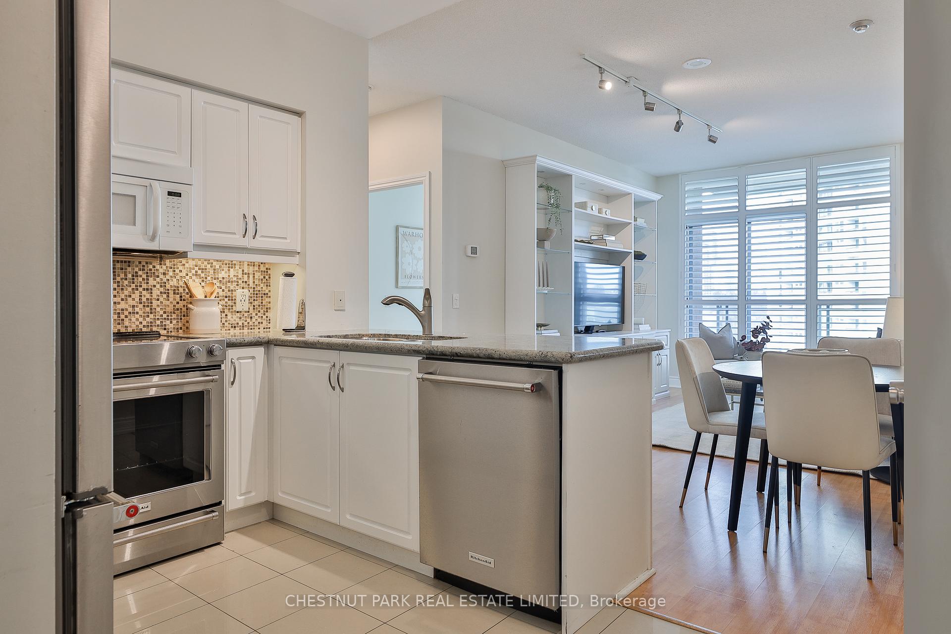Photo 6 of Unit 1013, 319 Merton Street, Toronto, Mount Pleasant West — HOMEH
