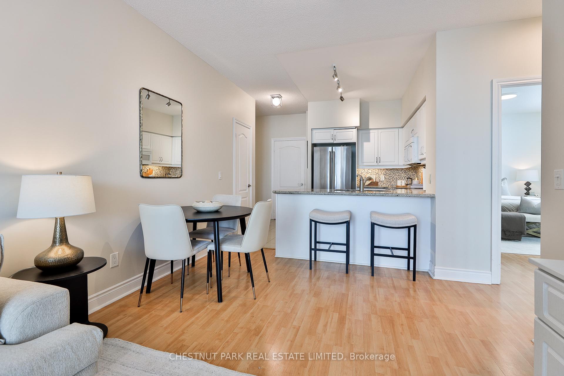 Photo 8 of Unit 1013, 319 Merton Street, Toronto, Mount Pleasant West — HOMEH