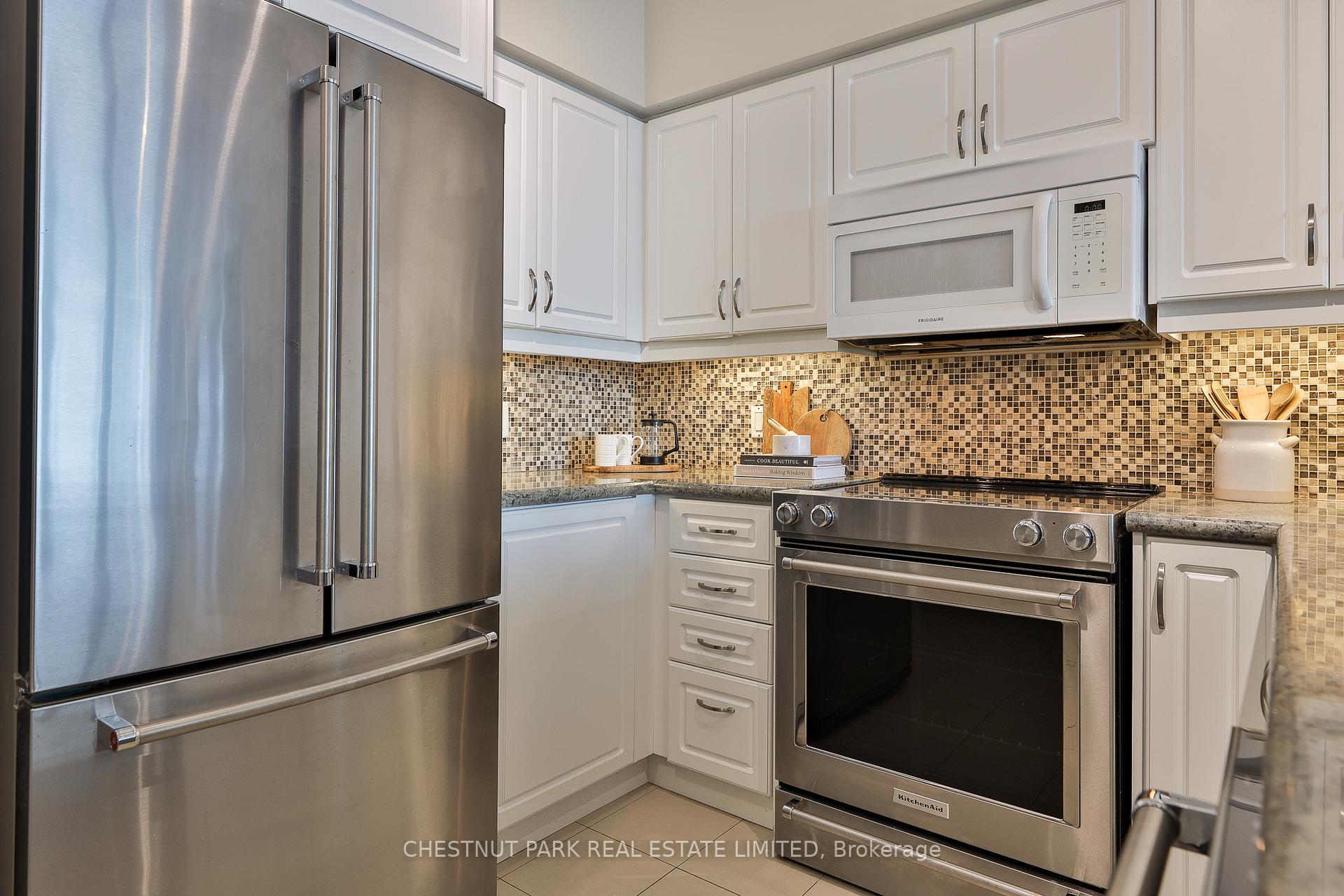 Photo 10 of Unit 1013, 319 Merton Street, Toronto, Mount Pleasant West — HOMEH