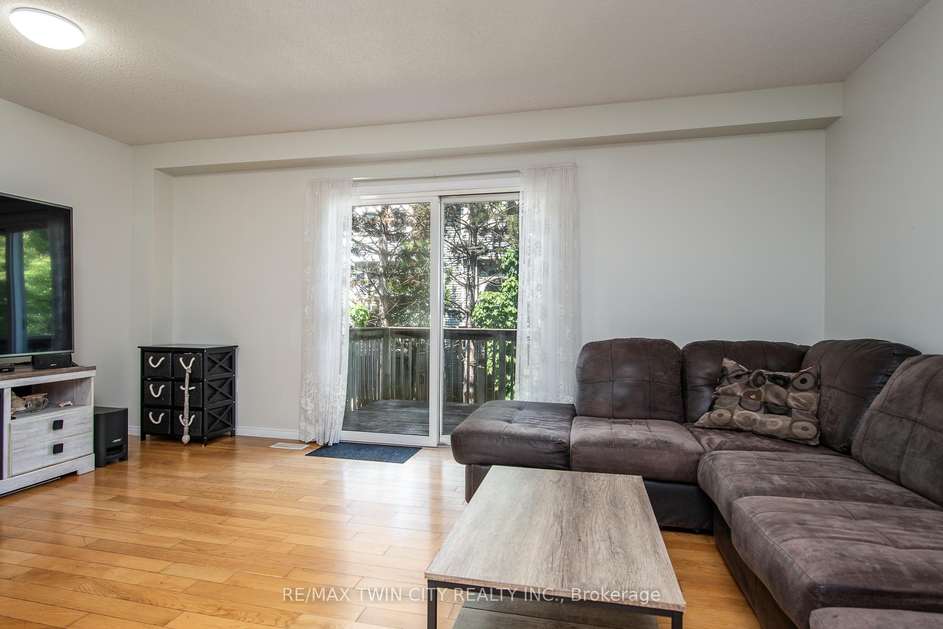 Photo 14 of Unit 8, 400 Wilson Avenue, Kitchener — HOMEH