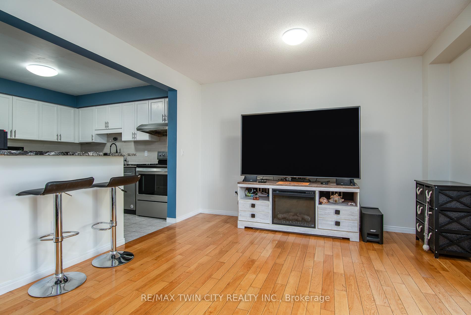 Photo 16 of Unit 8, 400 Wilson Avenue, Kitchener — HOMEH