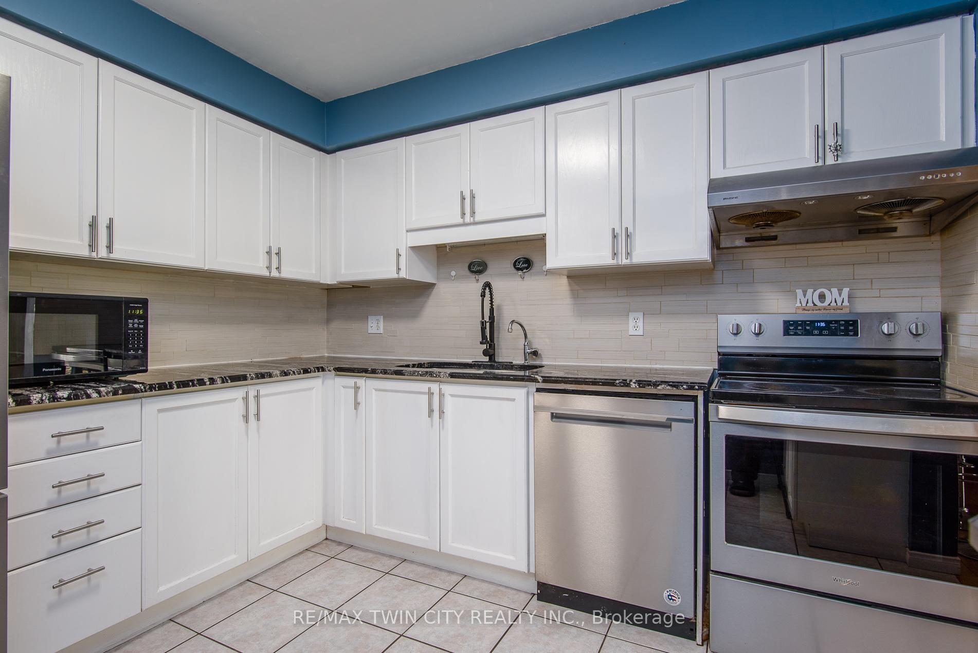 Photo 25 of Unit 8, 400 Wilson Avenue, Kitchener — HOMEH