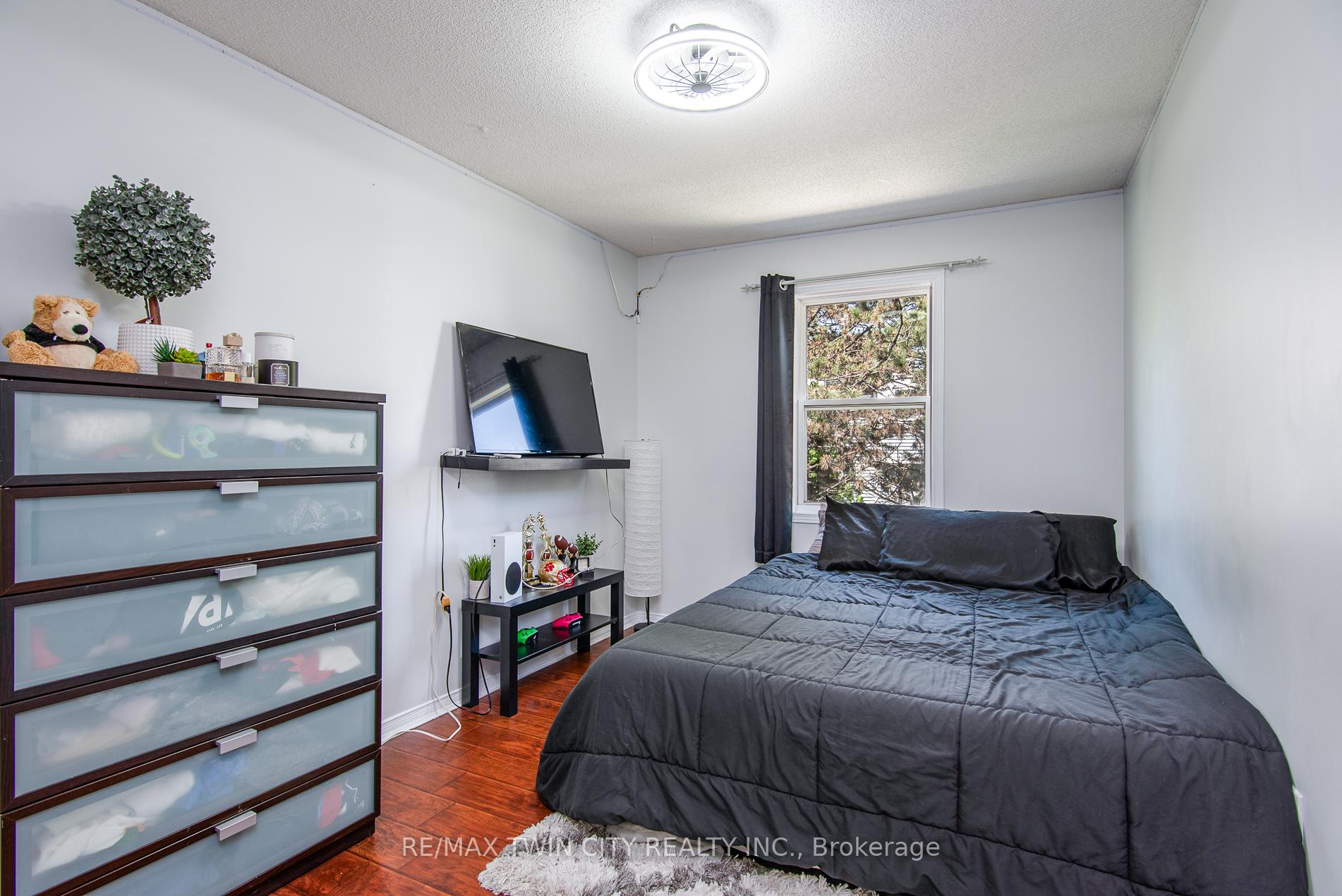 Photo 35 of Unit 8, 400 Wilson Avenue, Kitchener — HOMEH