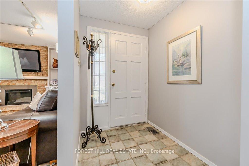 Photo 4 of Unit 3, 250 Kingswood Drive, Kitchener — HOMEH