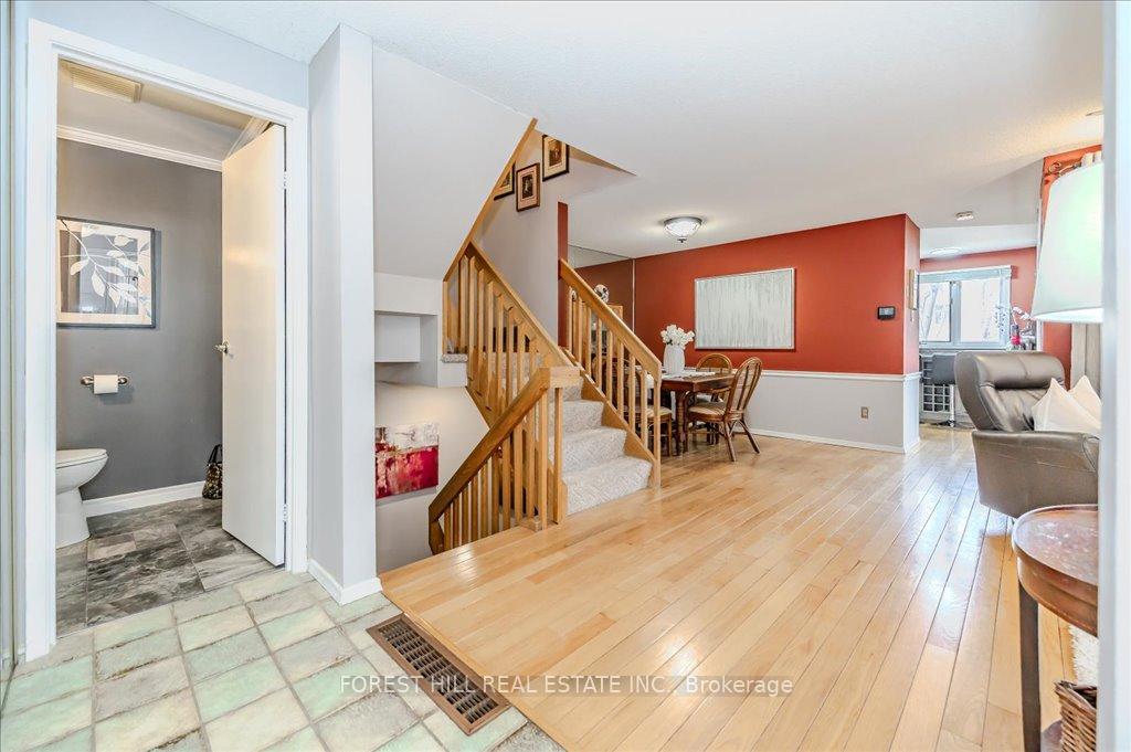 Photo 13 of Unit 3, 250 Kingswood Drive, Kitchener — HOMEH