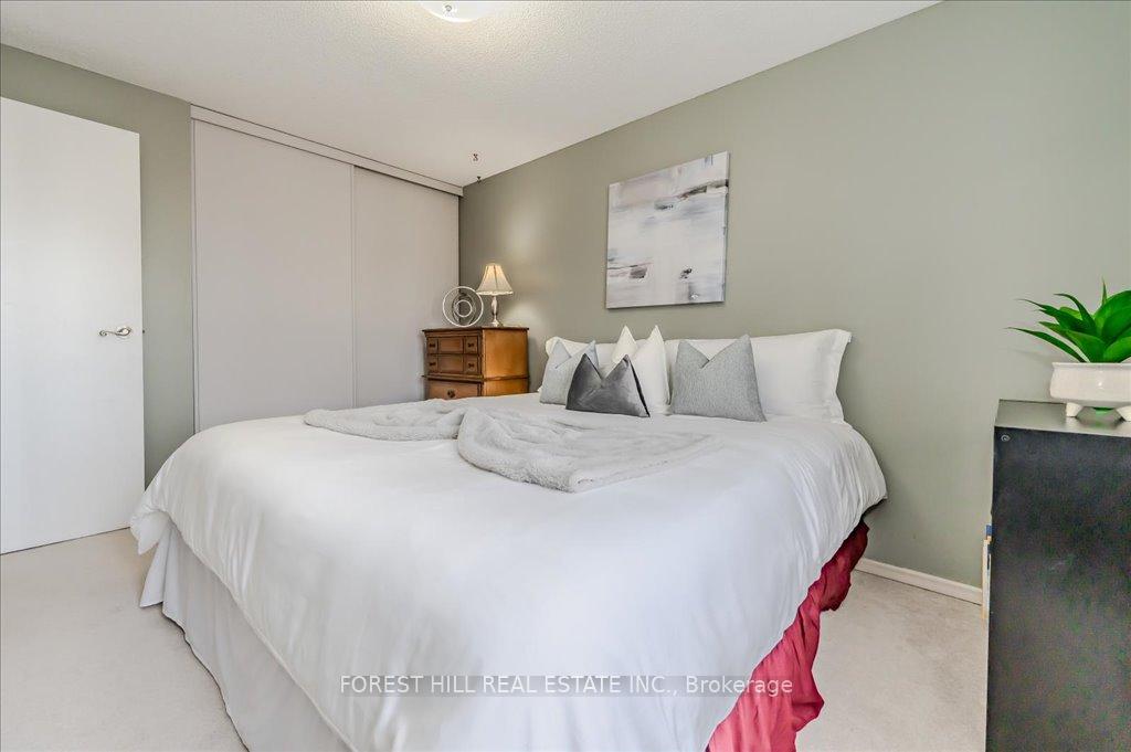 Photo 18 of Unit 3, 250 Kingswood Drive, Kitchener — HOMEH
