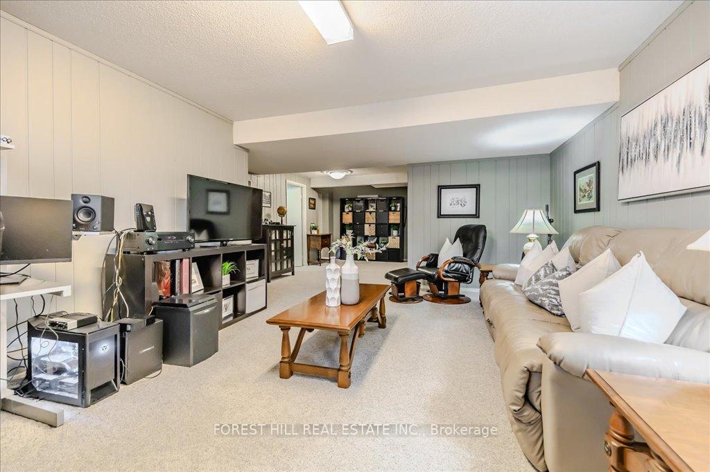 Photo 27 of Unit 3, 250 Kingswood Drive, Kitchener — HOMEH