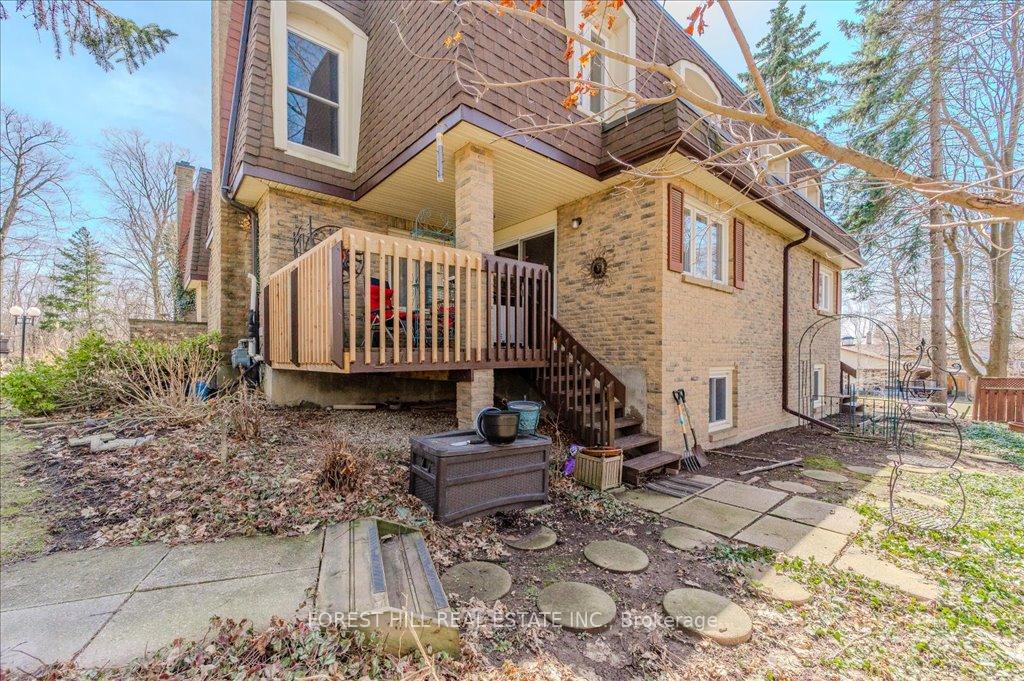 Photo 34 of Unit 3, 250 Kingswood Drive, Kitchener — HOMEH