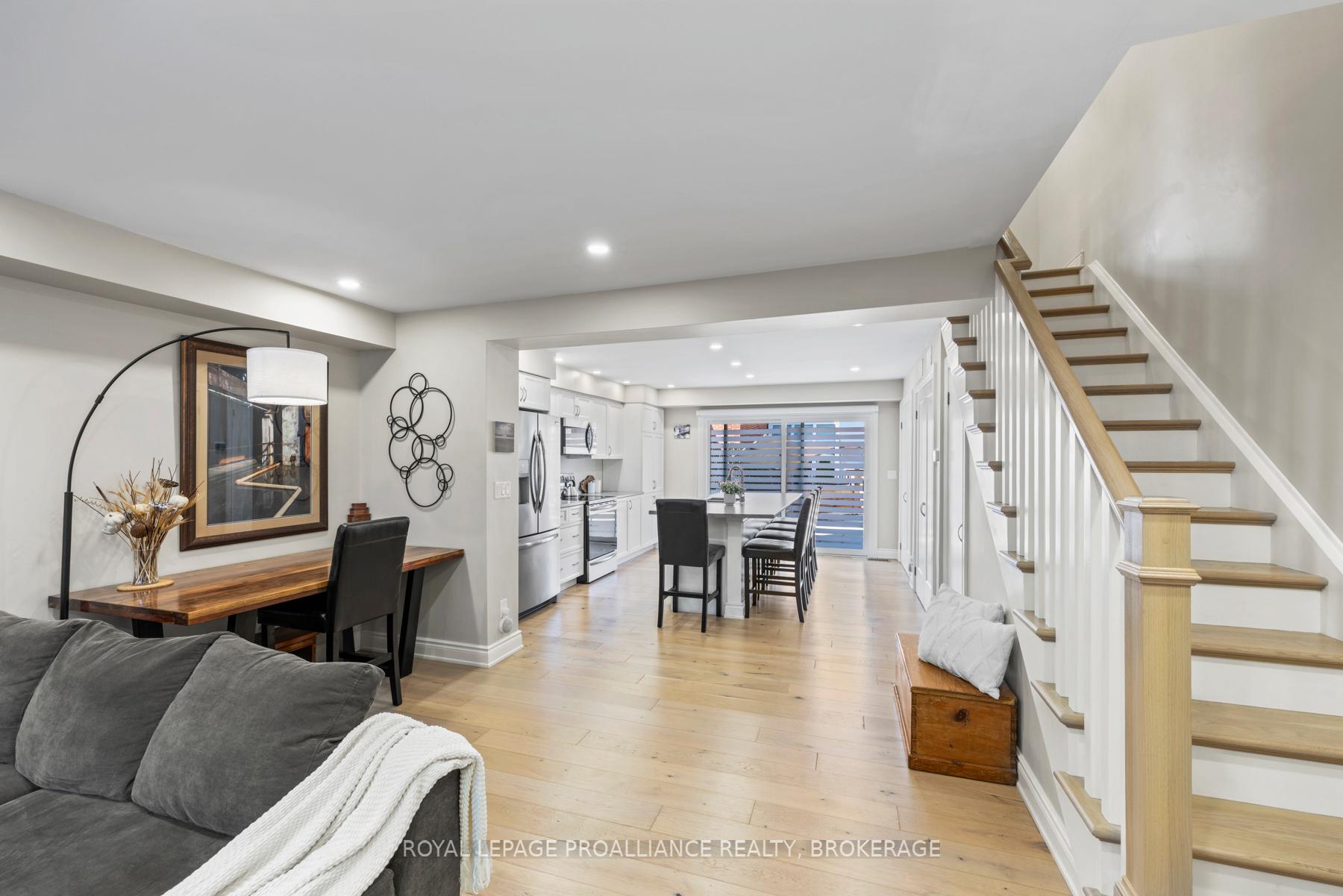 Photo 5 of Unit 55, 1 Place D'Armes, Kingston, East of Sir John A. Blvd — HOMEH