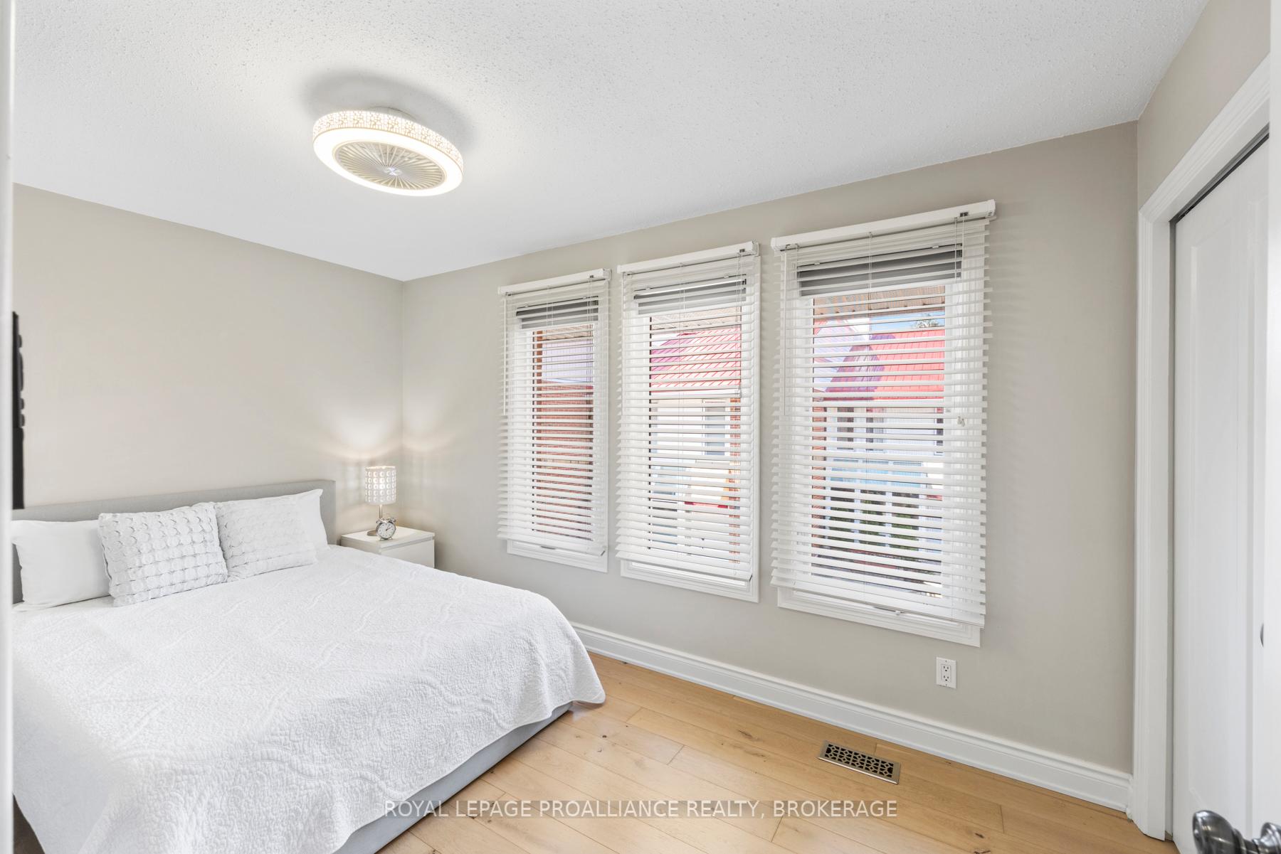 Photo 15 of Unit 55, 1 Place D'Armes, Kingston, East of Sir John A. Blvd — HOMEH